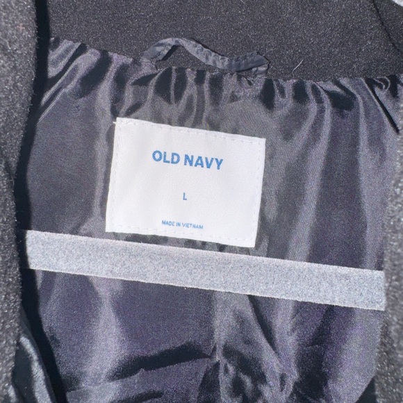 Super Comfy Puffer Jacket! - Picture 2 of 4